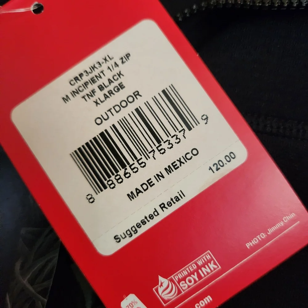 The North Face performance outdoor top XL NWT